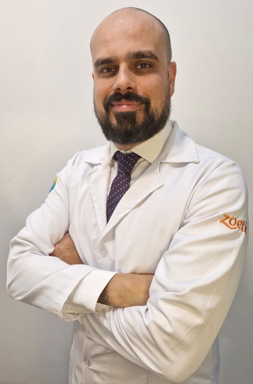 Dr. André Madsen
